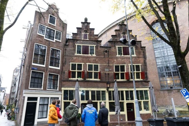 Amsterdam Central Walking Tour - Who Should Book This Tour?