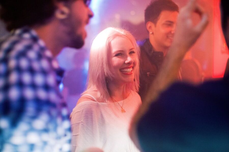 Amsterdam: City Center Bar Crawl and Nightlife Experience - What Makes This Tour Stand Out