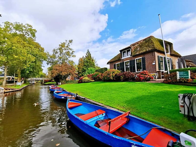 Amsterdam: Giethoorn, Afsluitdijk and Zaanse Schans Day Trip - Transportation, Timing, and Group Size