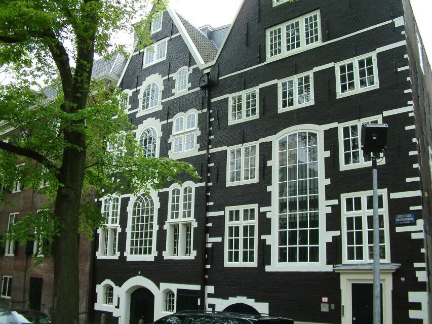 Amsterdam Old City Private Walking Tour - Who Will Love This Tour?