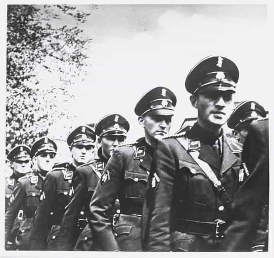 Amsterdam: Private World War Two History Walking Tour - Cost and Value