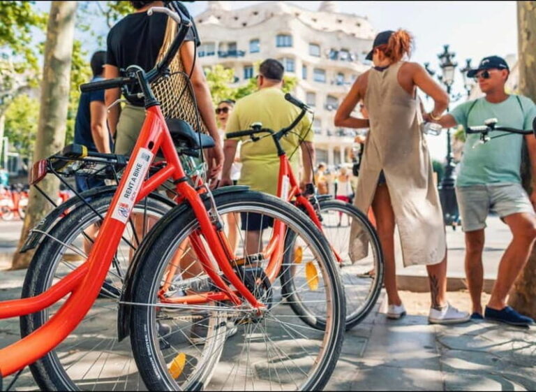 Barcelona: Full-Day Bike/E-Bike Rental with Helmet and Lock - Why This Experience Is Worth It