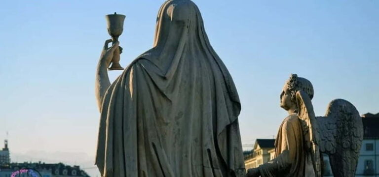 Between Templars and Freemasons - A Journey Between Mystery and Superstition - In-Depth Exploration: Why This Tour Stands Out