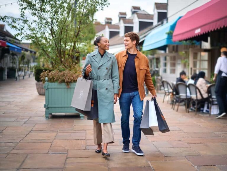 Bicester Village Shopping Trip from London with VIP Discount - The Value of This Tour