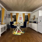 Bristol: Upside Down House Entry Ticket - Exploring the Interior: Whats Inside?