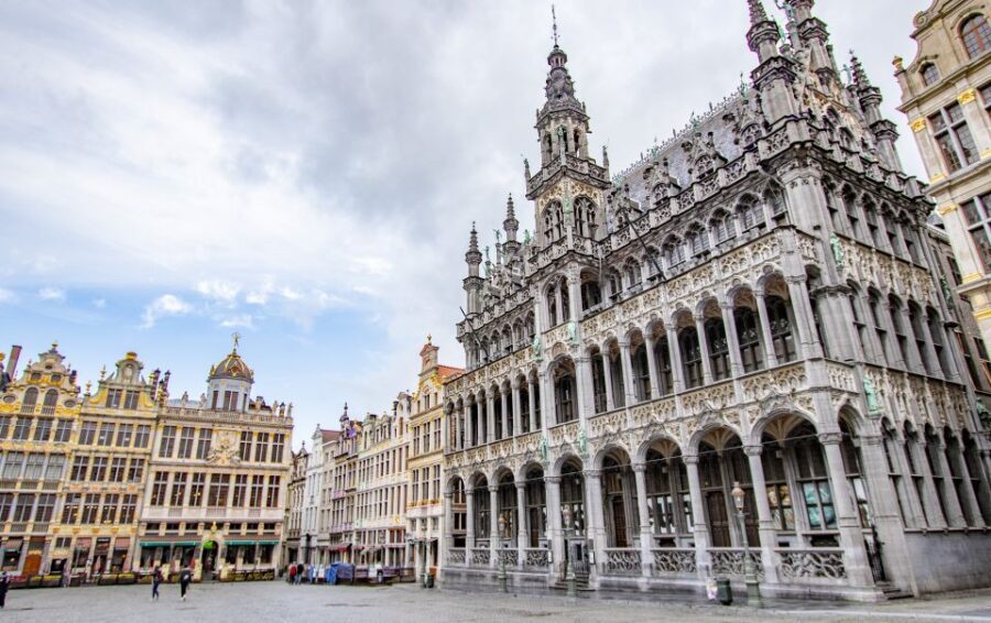 Brussels: Express Walk with a Local in 60 minutes - What You Can Expect During the Walk