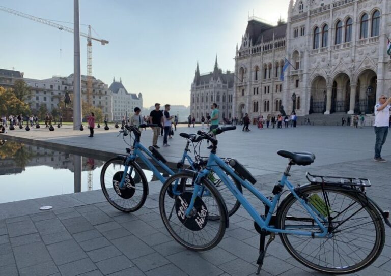 Budapest: Private E-Bike Sightseeing Tour - A Closer Look at the Budapest E-Bike Tour