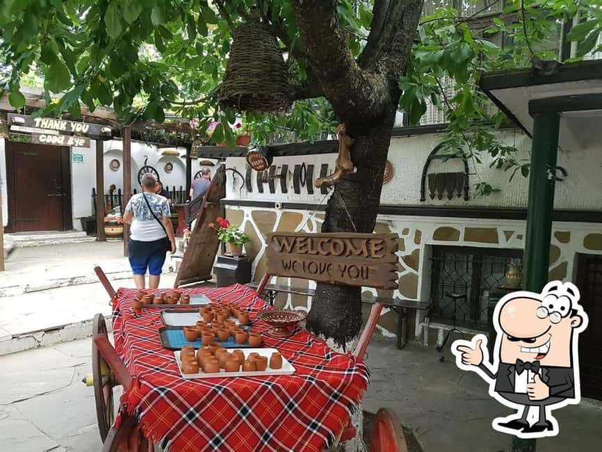 Bulgarian Evening: Traditional Restaurant & Folklore Program - Practicalities and Value