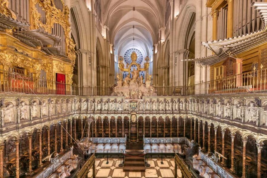BURGOS From Madrid: VIP Guided tour & private Van - A Deep Dive Into the Experience