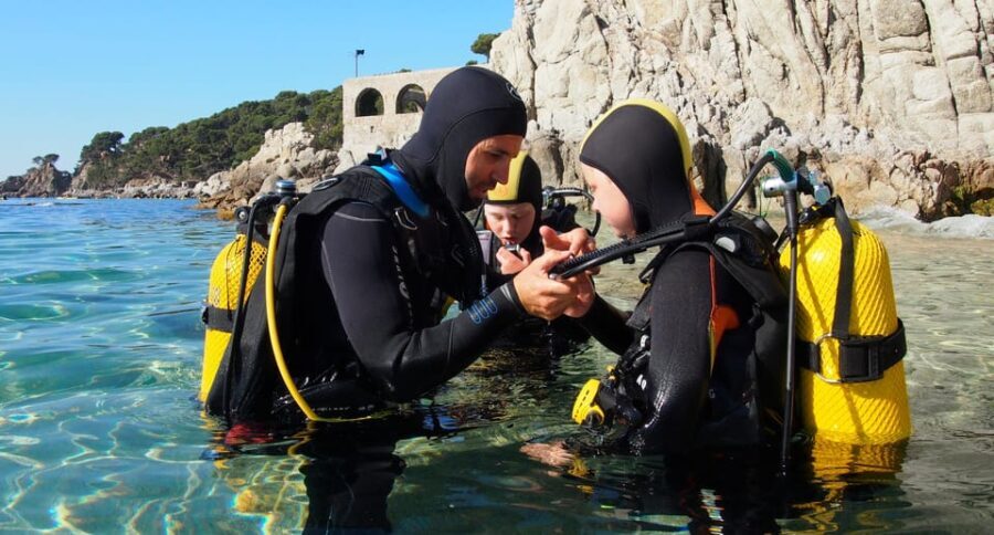 Calella de Palafrugell : Discover Scuba Diving Experience - Who Will Love This Experience?