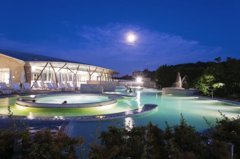 Chianciano Terme: Theia Thermal Pools Entrance Ticket - Family-Friendly Experience