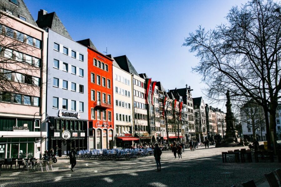 Cologne: Old Town Walking Tour with 1 Brewery Visit & 1 Beer - Who Should Consider This Tour?