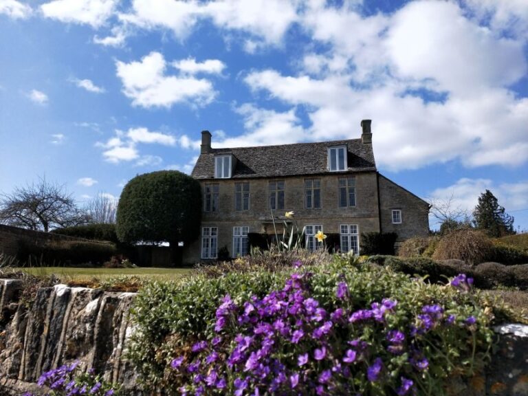 Cotswolds: Full-Day Private Walking Tour with Local Guide - What’s Included and What’s Not