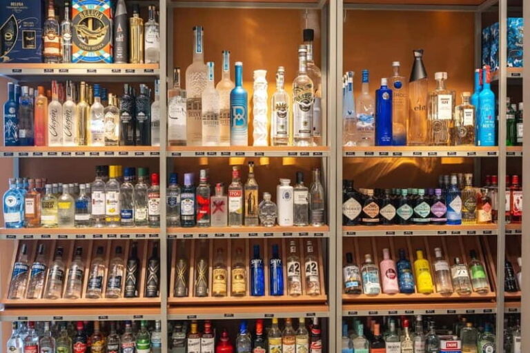 Cretan Wine & Charcuterie Tasting experience in Chania - Who Will Love This Tour?