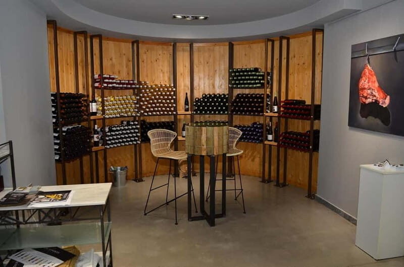 Crete: 2 Wineries Tour with Wine Tasting & Lunch - What Makes This Tour Worthwhile?