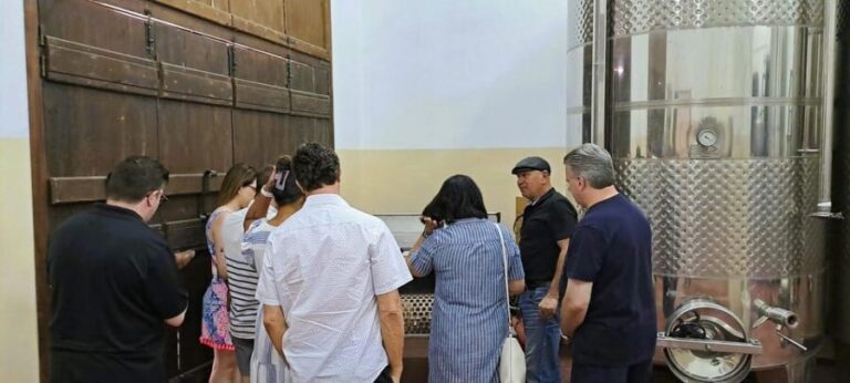 Crete: Knossos Palace, Winery & Olive Oil Tour with Lunch - A Deep Dive Into the Tour Experience