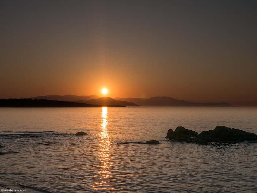 Crete's Magic Sunset : Private Cruise to Thodorou Island - The Itinerary: A Closer Look