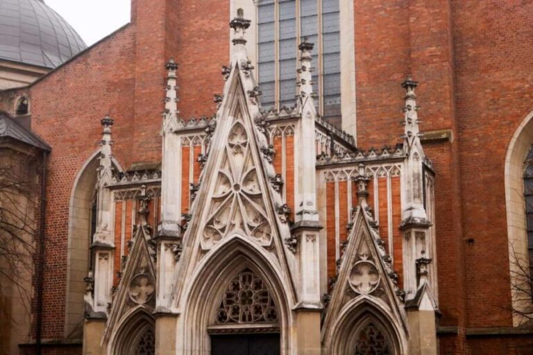 Dark Side of Krakow: A Chilling Old Town Walking Tour - Who Will Love This Tour?