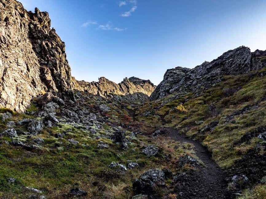 Day Hike to Helgafell: Lava Caves and Elves - easy/moderate - Practical Details and Tips