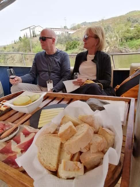 Douro Valley: Visit 2 Wineries with lunch, and 1-Hour Cruise - An In-Depth Look at the Douro Valley Tour