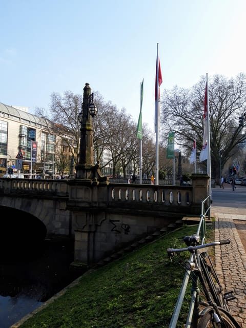 Düsseldorf: Personal Shopping Experience with a Local - Value & Practical Considerations