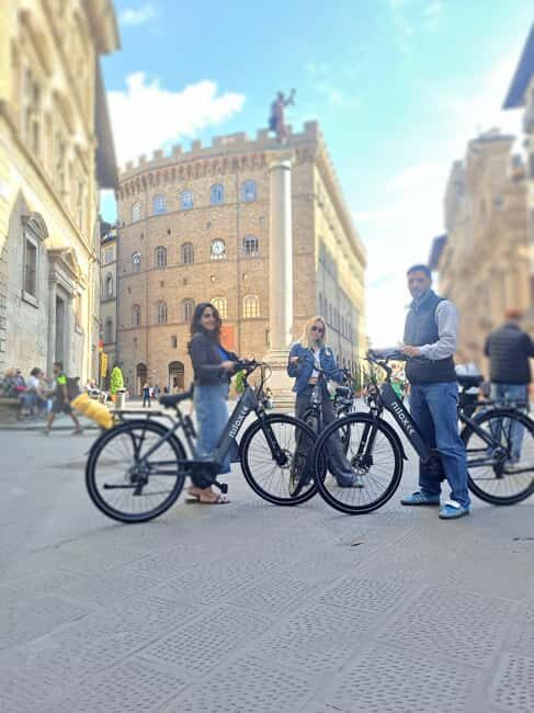 E-bike tour with Florentine tour guide, toast included - In-Depth Look at the Tour Itinerary