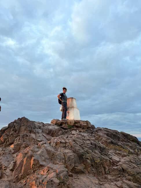 Edinburgh: Arthur's Seat Hiking Tour with Local Guide - Assessing the Value