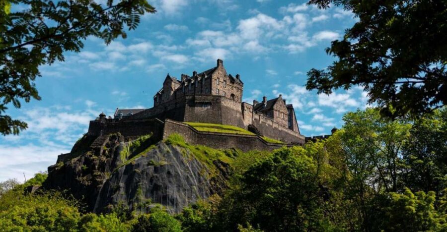 Edinburgh: Capture the most Photogenic Spots with a Local - A Closer Look at the Tour Itinerary