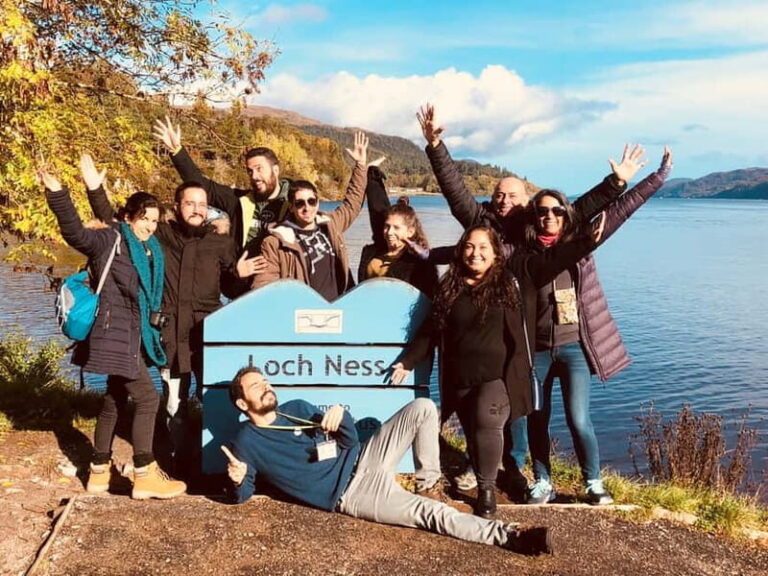Edinburgh: Loch Ness, Inverness & Highlands Tour in Spanish - Key Points