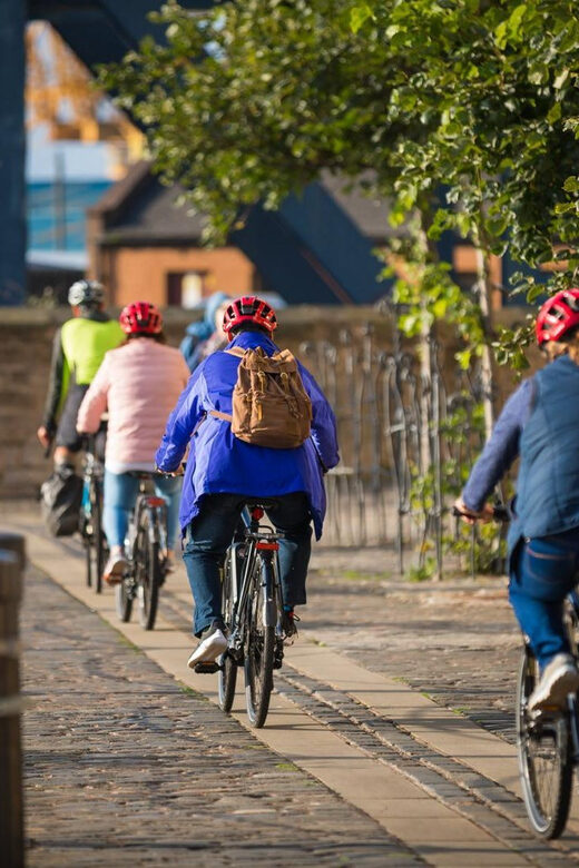 Edinburgh: Sightseeing Bike Tour - The Sum Up