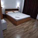 Eforie Nord: Blue Sky Hotel Accommodation with Breakfast - Dining and Breakfast