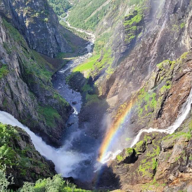 Eidfjord: Vøringsfossen Waterfall Roundtrip Transfer 2B - The Price and Value
