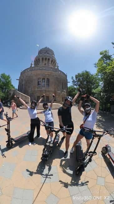 Elizabeth lookout tower: E-scooter tour - An In-Depth Look at the Elizabeth Lookout Tower E-scooter Tour