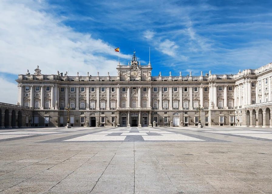 Enter the Royal Palace of Madrid - The Itinerary in Detail