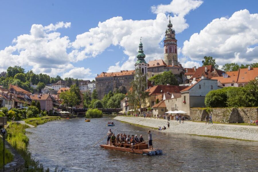 eský Krumlov: Wooden Raft River Cruise - Is This Tour Right for You?