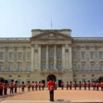 Essential London Introductory Tour with a Londoner - Deep Dive into Each Landmark