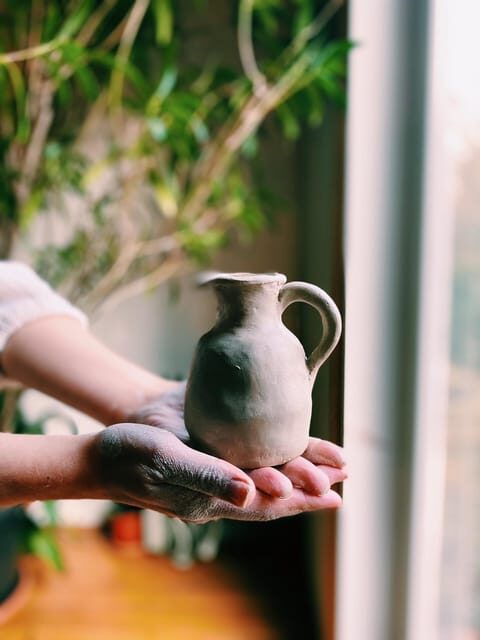 Exclusive pottery experience for couple with wine and snacks - The Workshop Content