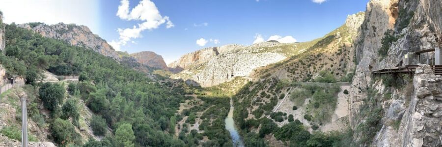 Excursion to the CAMINITO del REY from Seville - Optional Scenic Hike and Surrounding Exploration