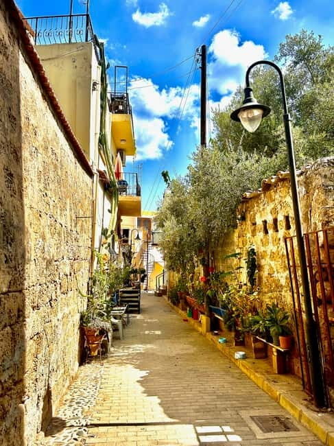 Famagusta and Salamis or Ghosttown with a private guide - Discovering Famagusta’s Walled Old Town