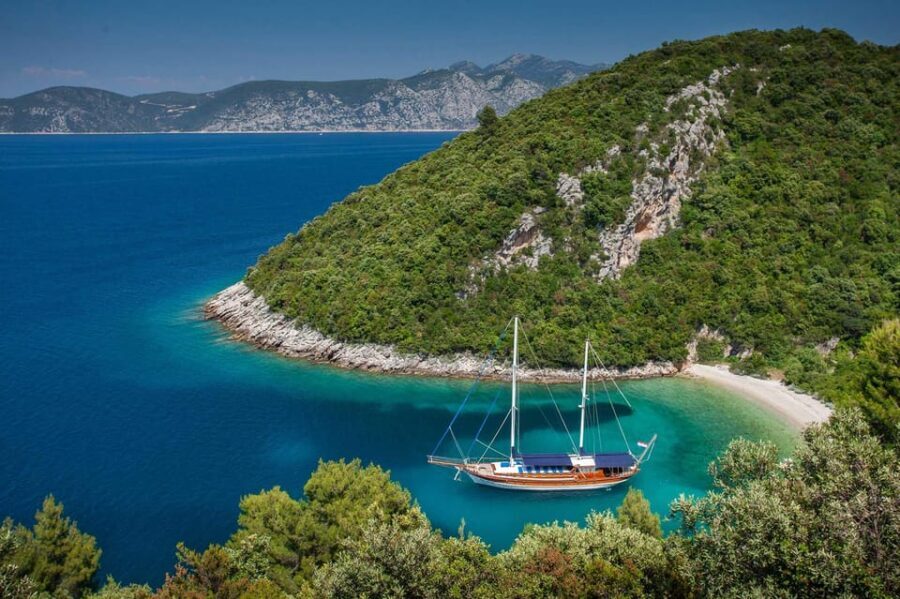 Fethiye: 12 Islands Boat Tour with Lunch and Hotel Pickup - Authentic Experiences and Guest Insights