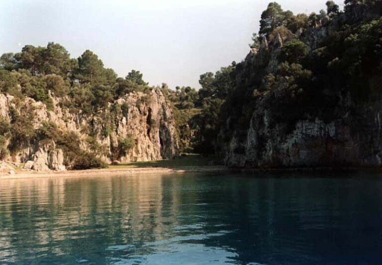 Fethiye Blue Voyage: Hidden Azure Bays w/ Snorkeling & Lunch - Who’s This Tour Best For?
