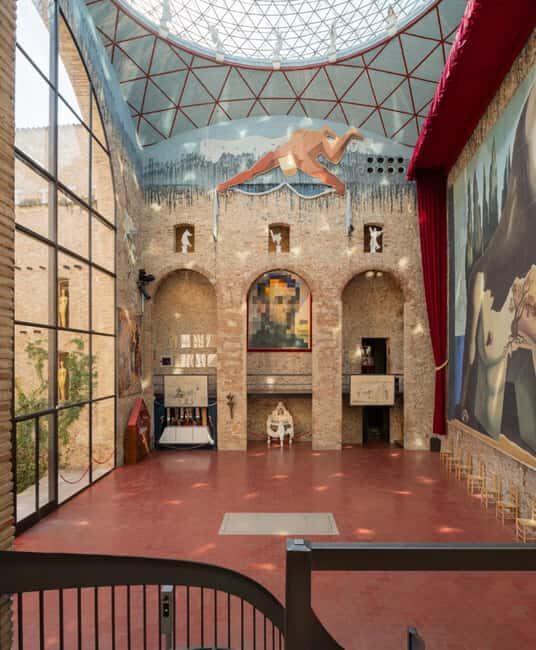 Figueres: Dalí Theatre-Museum Guided Tour with Tickets - How the Reviews Reflect the Experience