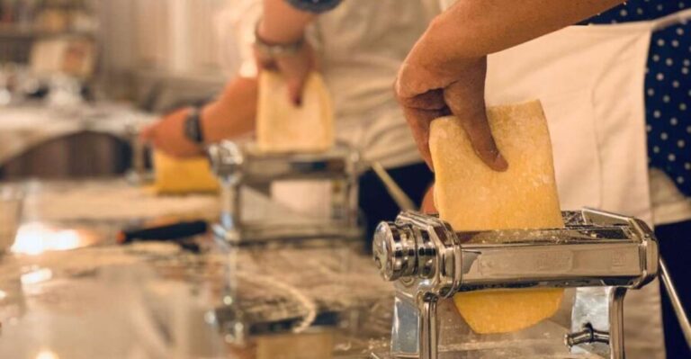 Florence: Pasta & Tiramisu Cooking Class with Unlimited Wine - What Sets This Tour Apart?