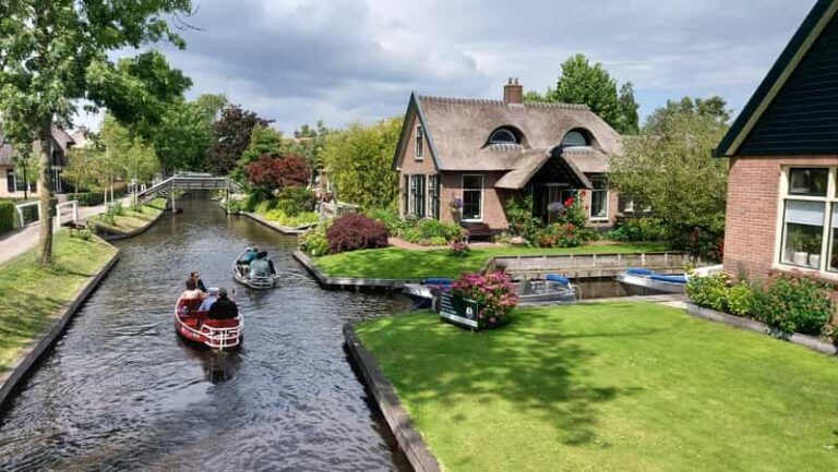From Amsterdam: Giethoorn Small Group Tour with Boat Ride - Why This Tour Is Worth Considering