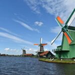 From Amsterdam: Zaanse Schans Windmills Guided Tour Half Day - Visiting the Windmills