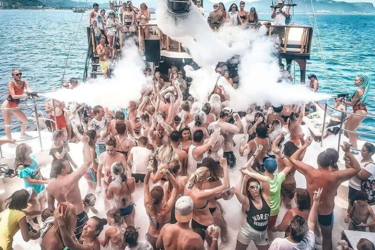 From Antalya/Kemer: All-Inclusive Party Boat with Lunch - The Itinerary Breakdown