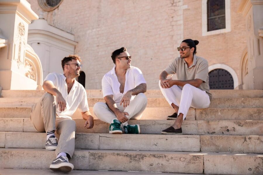 From Barcelona: SITGES Tour and WINE TASTING with TAPAS - FAQs