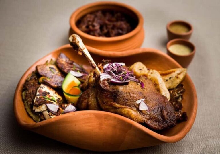 From Budapest: Visegrád Cruise with Medieval Show & Banquet - An In-Depth Look at the Tour Experience