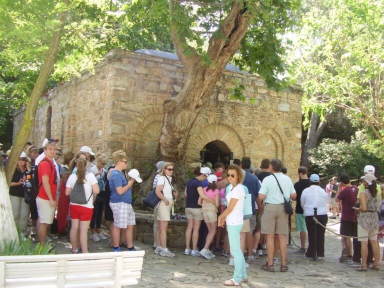 From Cesme: Private Day Trip to Ephesus w/Lunch - Who Should Consider This Tour?