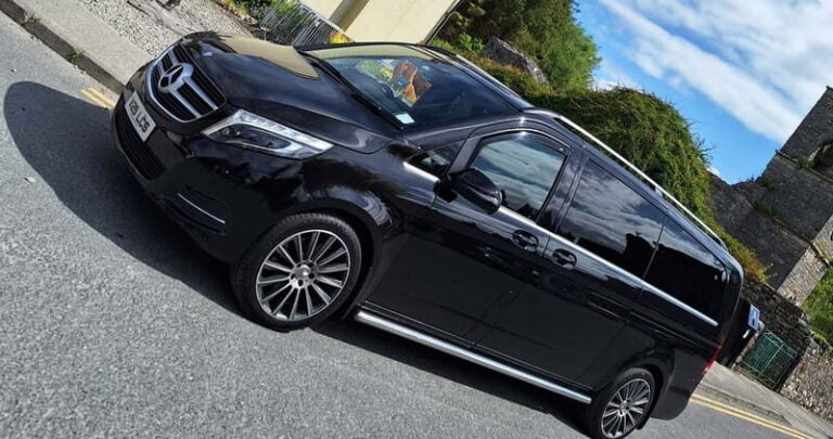 From Derry: Giants Causeway Luxury Day Trip - How the Tour Balances Value and Experience